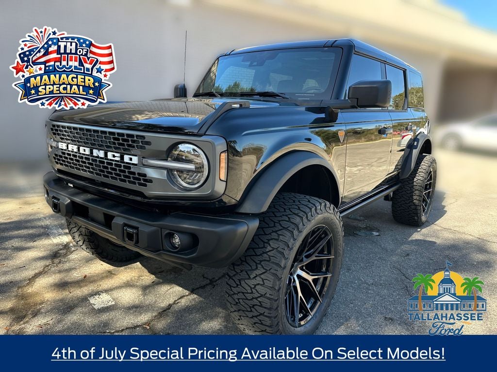 2025 Ford Bronco Badlands in Shadow Black — front three-quarter view