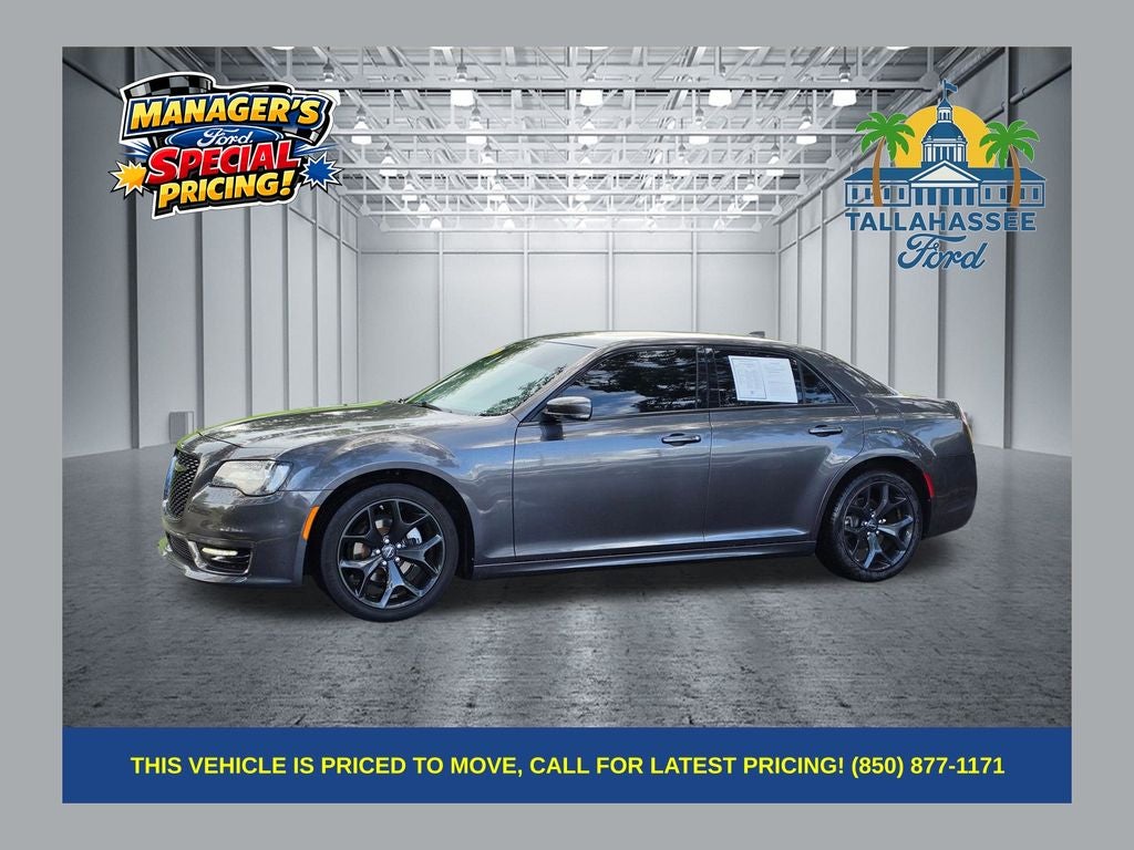 2022 Chrysler 300 Touring in Granite Crystal Metallic Clearcoat — front three-quarter view