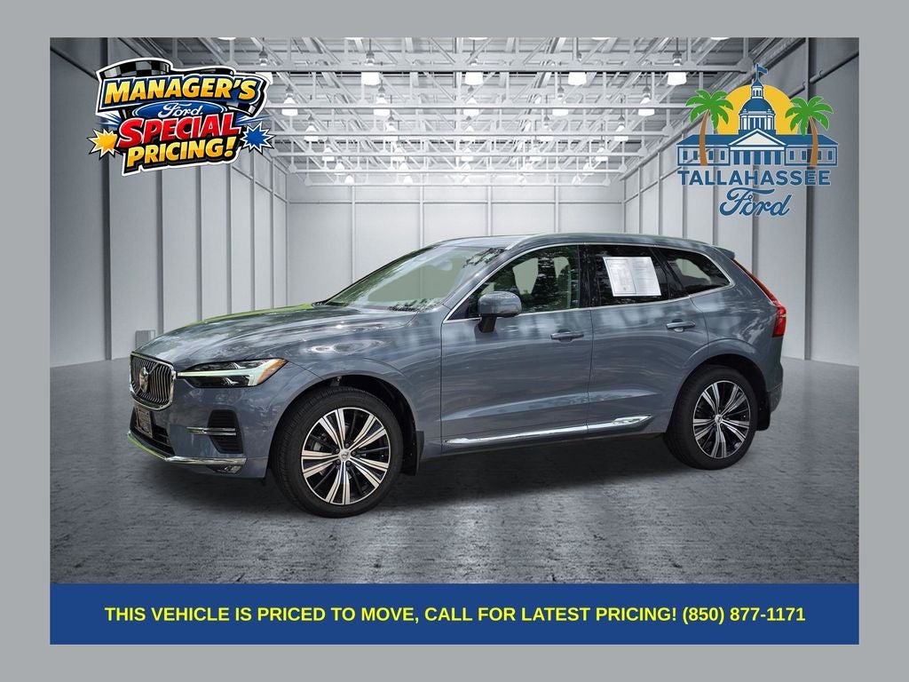 2022 Volvo XC60 B5 Inscription in Gray Metallic — front three-quarter view